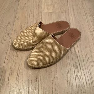 LIKE NEW tan espadrille flat mules